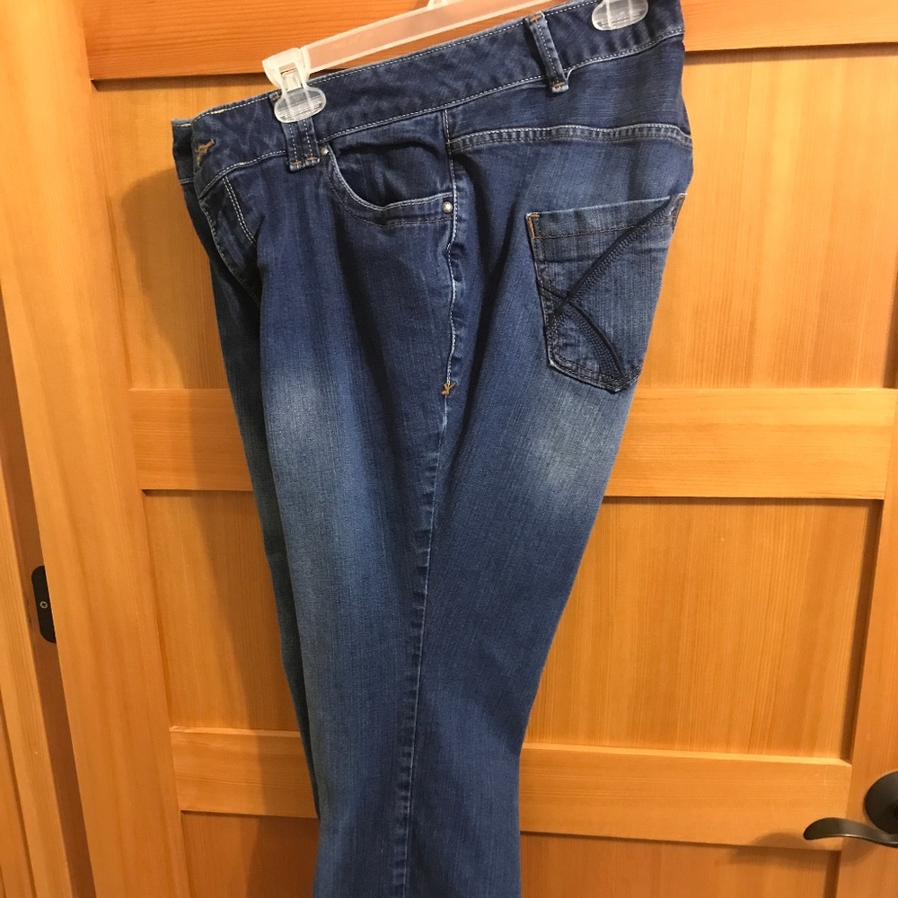 Lane Bryant Simply Straight Jeans 14